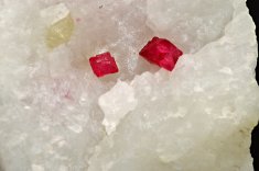 Minerál SPINEL